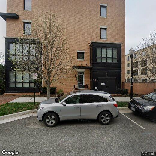 Primary Photo - 621 Bluemont Ave