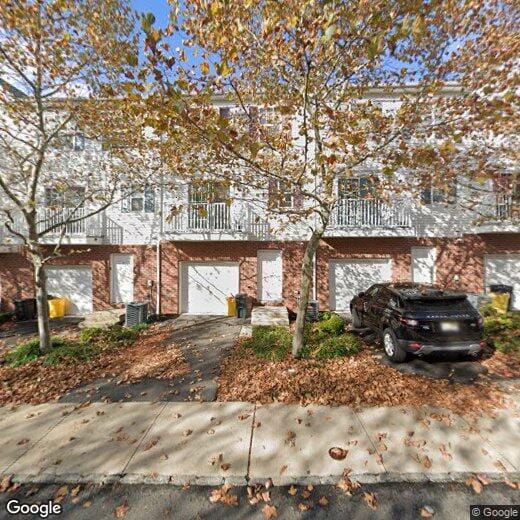 Primary Photo - 5 Rafting Way