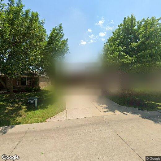 Foto principal - 6925 Red Bluff Dr