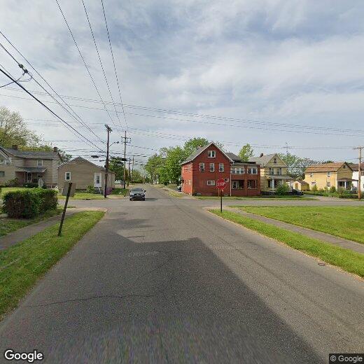 134 Belmont Ave, Niles, OH 44446 Apartment for Rent in Niles, OH