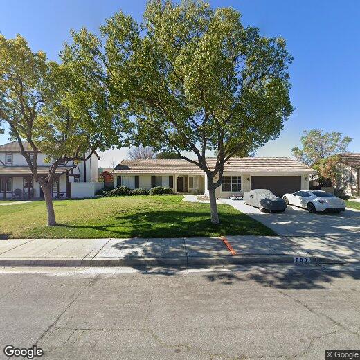 Primary Photo - 890 N Driftwood Ave