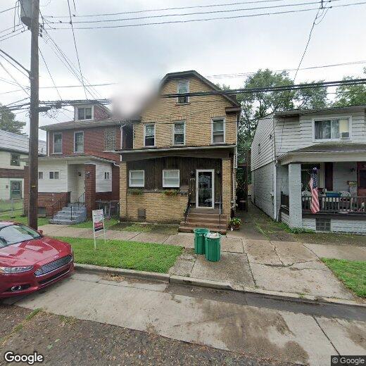 Foto principal - 276 13th St