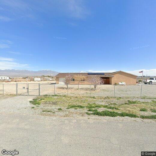 Primary Photo - 1350 W Mesquite Ave