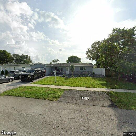 Primary Photo - 521 NW 93rd Terrace