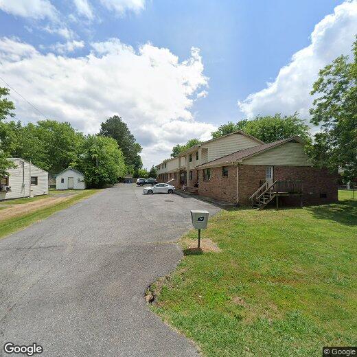 333 Lakeview Dr, Paducah, KY 42003 Room for Rent in Paducah, KY