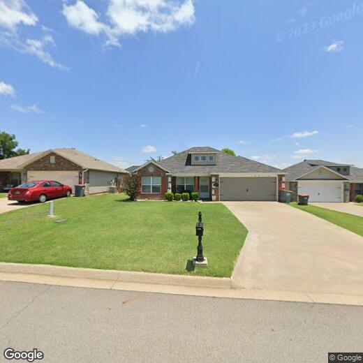 Primary Photo - 208 Legacy Dr