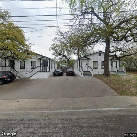 Primary Photo - 1135 Leona St