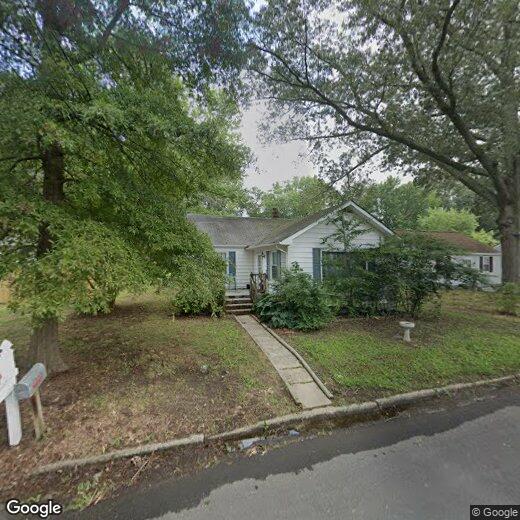 Primary Photo - 202 Locust Ave