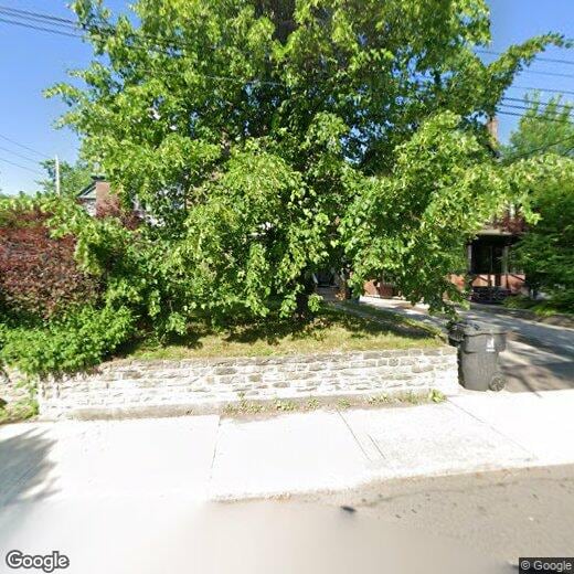 Primary Photo - 120-120 Walmer Rd