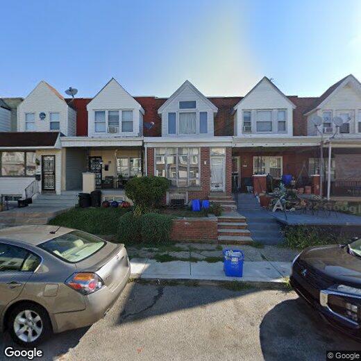 Primary Photo - Spacious 3-Bedroom Home with Front Porch, ...