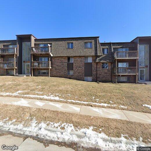 Foto principal - 121st and Dodge Expressway - freshly remod...