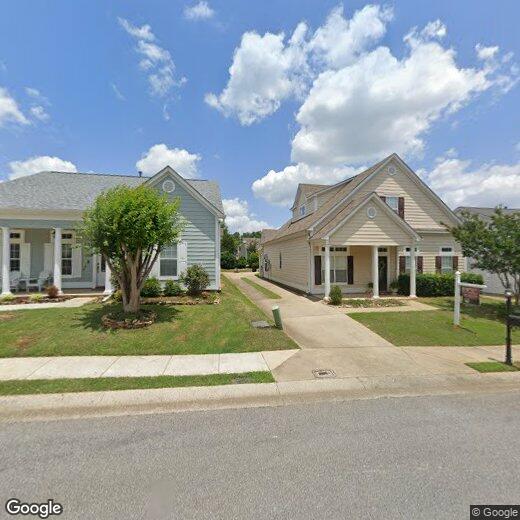 Foto principal - 4567 Clubview Dr