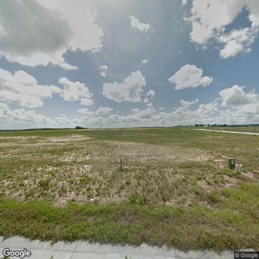 1387 Swan Lake Cir House for Rent in Dundee, FL