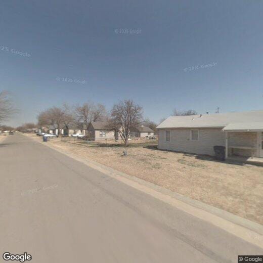 102 North N Avenue, El Reno, OK 73036 Townhome Rentals in El Reno OK