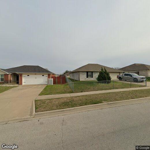 Primary Photo - 2511 Bigleaf Dr