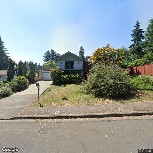 4 br, 2.5 bath House 2350 West 23rd Place House Rental in Eugene