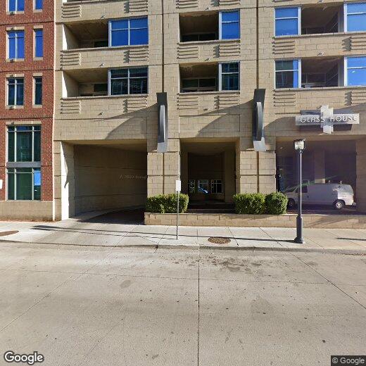 Primary Photo - 1700 Bassett St