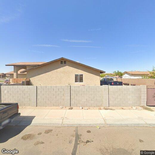 Foto principal - Four Bedroom Corner Lot San Luis Home Full...