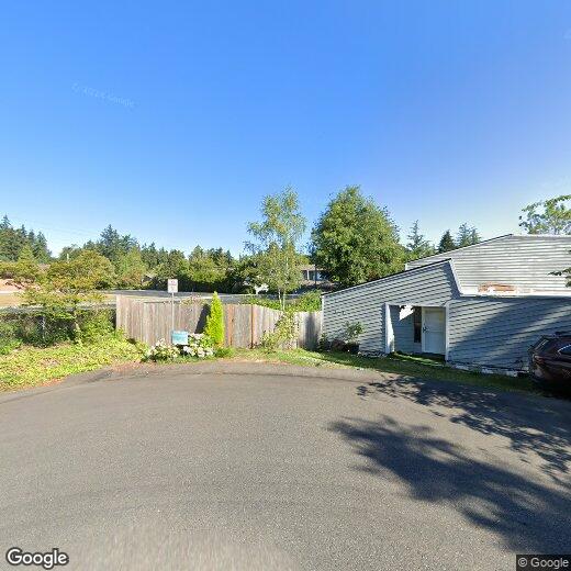Primary Photo - Beautiful Bellevue Home with Fenced Patio,...
