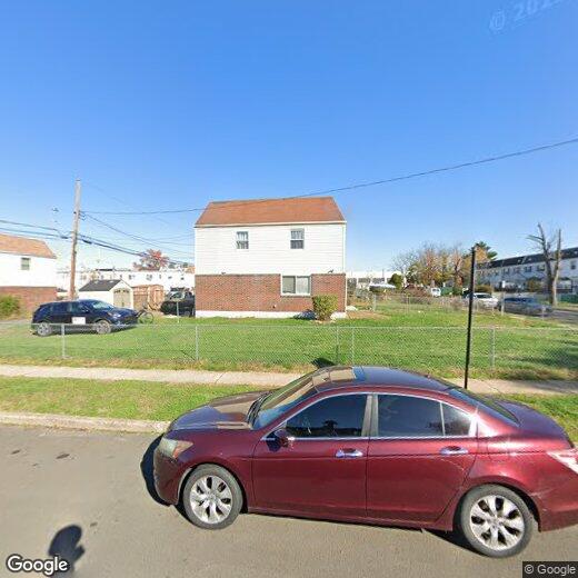 Foto principal - 5717 Mitchell Rd