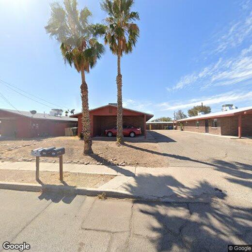 Primary Photo - 2945 N Palo Verde Ave