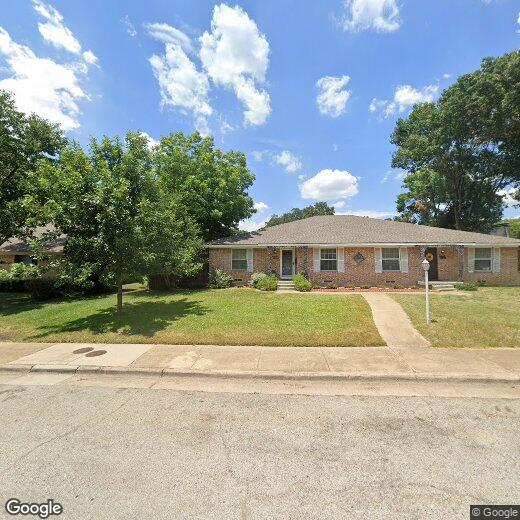 Primary Photo - 3773 High Vista Dr