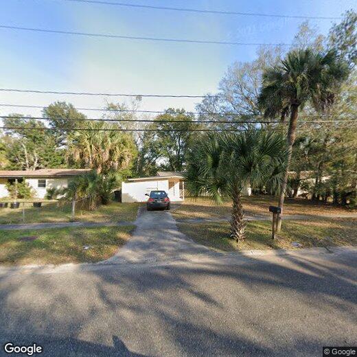 Primary Photo - 5131 Redstone Dr