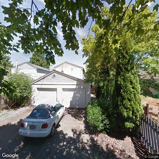 Primary Photo - 6822 SE Woodstock Blvd