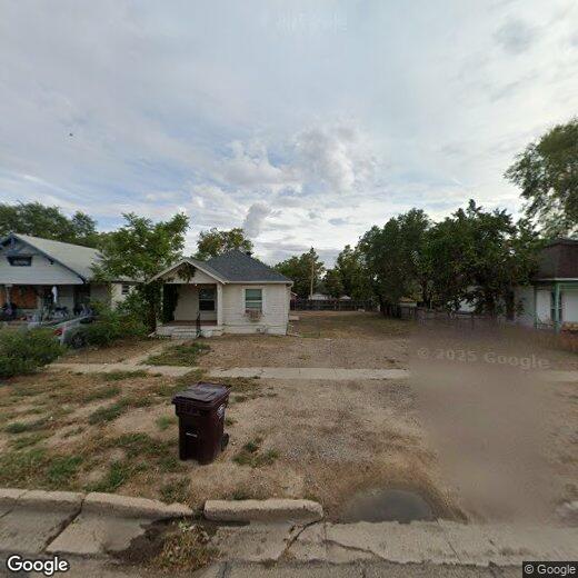 Primary Photo - 814 E 9th St