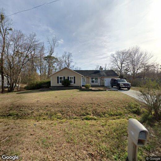 Foto principal - 833 Mill River Rd