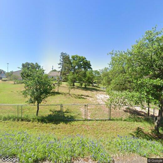 Primary Photo - 145 W Briarway Dr