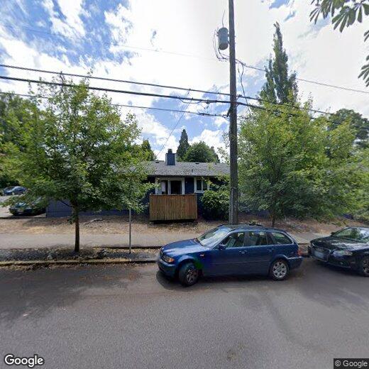 Primary Photo - 2711-2711 SE 28th Ave