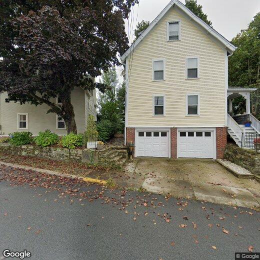 Primary Photo - 17 Bayview Ave