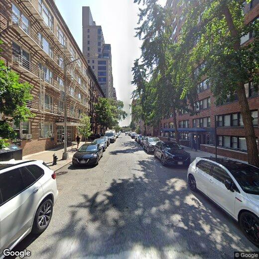 Primary Photo - 176 East 81st Street