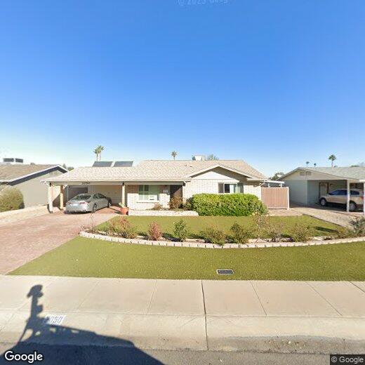 Primary Photo - 2050 E Dunbar Dr
