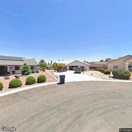 Foto principal - 3 Bedroom Home in Viewpoint East