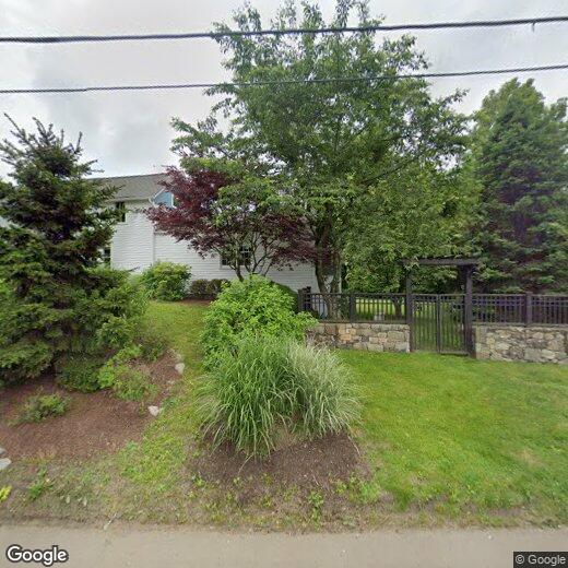 Primary Photo - 47 Maple Ln