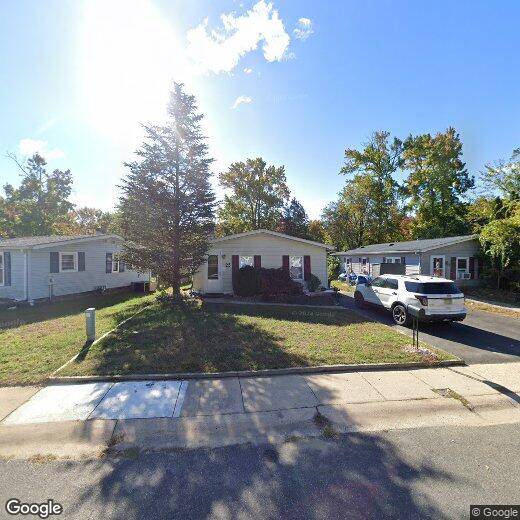 25 Fawn Run, Manalapan, NJ 07726 House for Rent in Manalapan, NJ