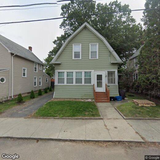 Primary Photo - 33 Baggott St