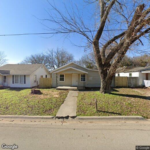321 N Ruddell St, Denton, TX 76209 House for Rent in Denton, TX