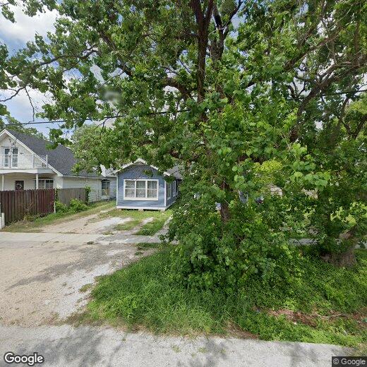 Primary Photo - 202 Greenwood St
