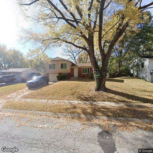 Primary Photo - 8420 N Virginia Ave