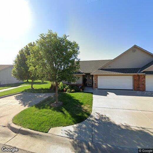 Primary Photo - 55+ Community For Lease