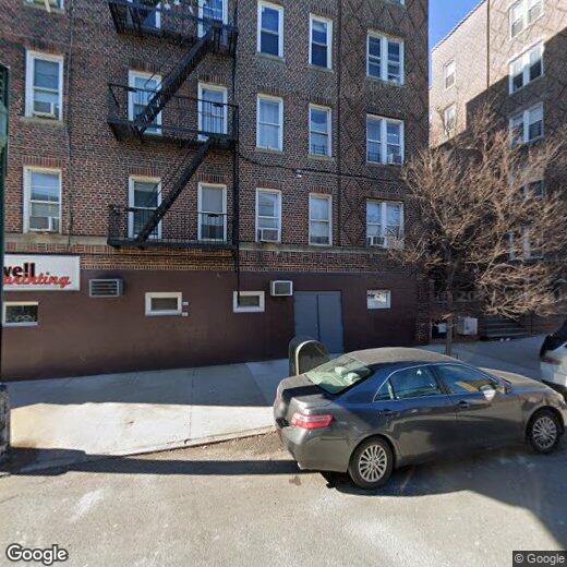 Primary Photo - 1737 Pilgrim Ave