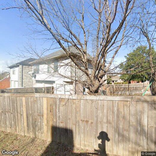 Foto principal - 12718 Hilltop Dr
