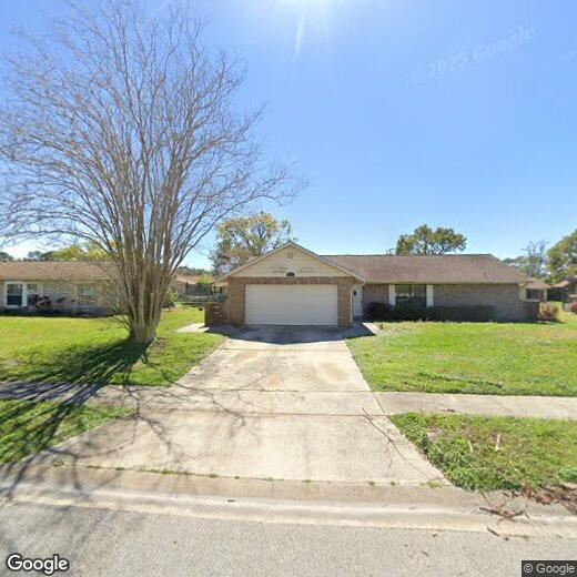Primary Photo - 113 Quaker Ridge Dr