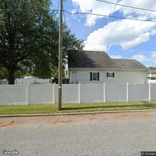 601 W Church St, Elizabeth City, NC 27909 Townhome Rentals in