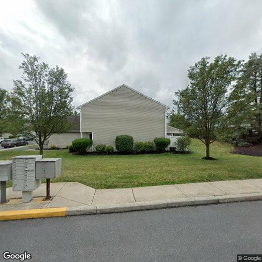 Primary Photo - 141 Heron Way