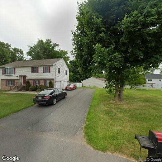 Primary Photo - 9 Pierson Avenue