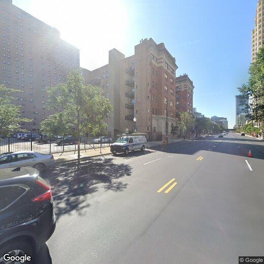 Primary Photo - 1427 S Michigan Ave